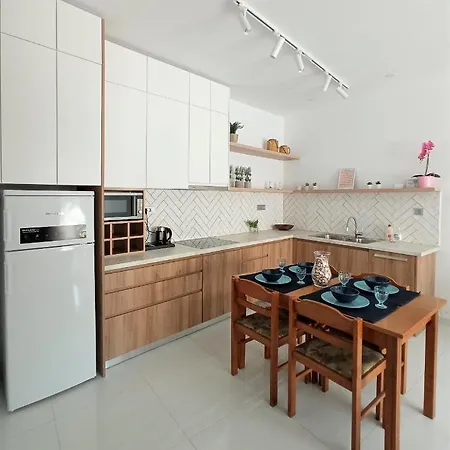 Marion House אליקס
