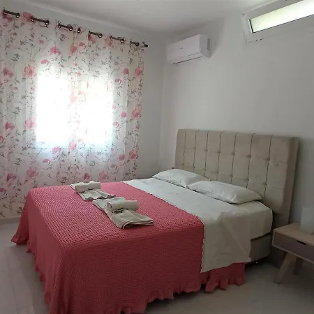 Holiday home Marion House